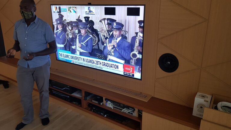 Akuvox indoor monitor
